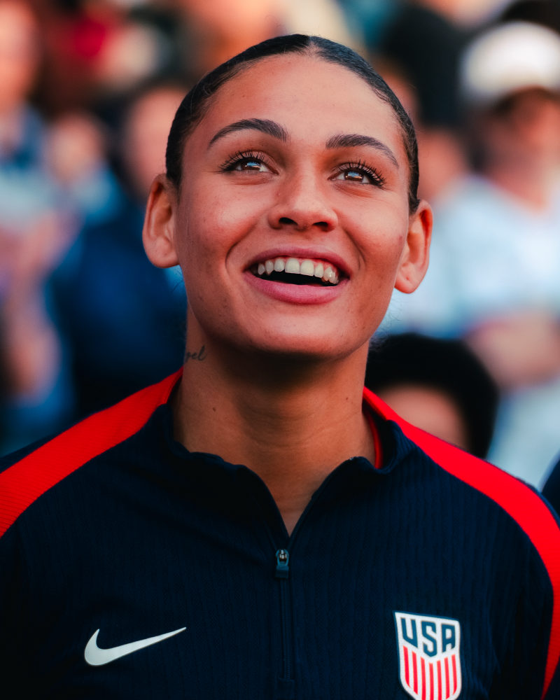 USWNT vs Argentina pitchside photo